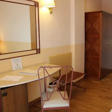 Otel Semifonte 4*